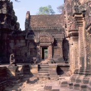 Banteay Srei 9