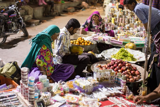 Sardar Market (Click for next image)