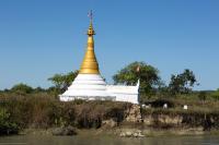 Pagoda near Mrauk-U