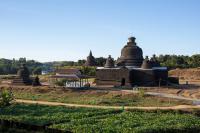 Myet Hna Temple
